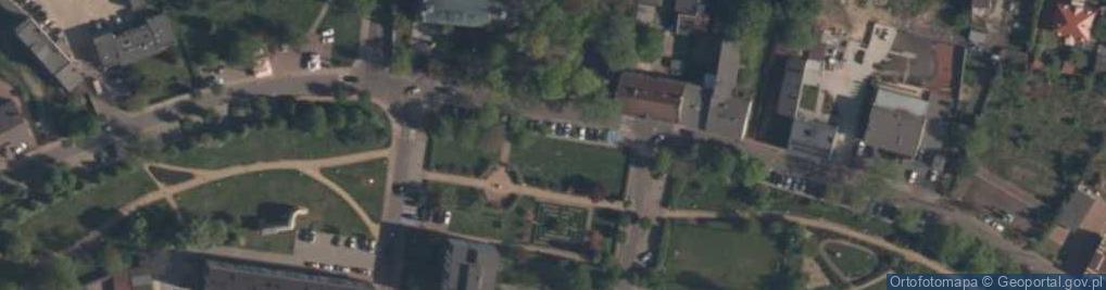 Zdjęcie satelitarne Ogródki, planty im. Jana Pawła II