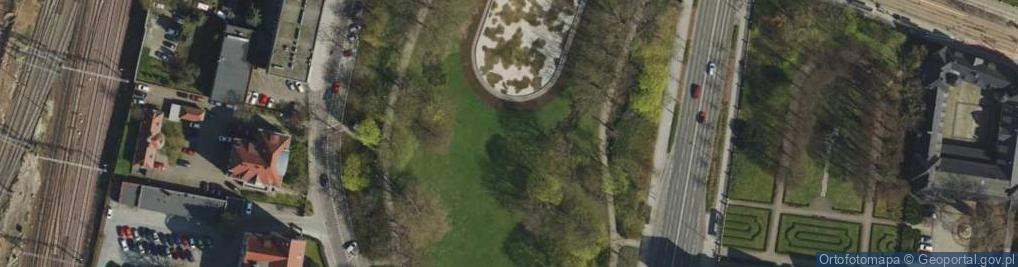 Zdjęcie satelitarne Park Adama Mickiewicza