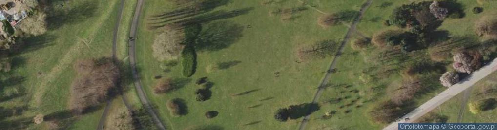 Zdjęcie satelitarne Park im. Jana Pawła II