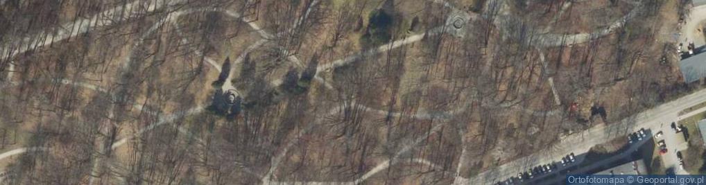 Zdjęcie satelitarne Park Miejski im. Bohaterów Monte Cassino