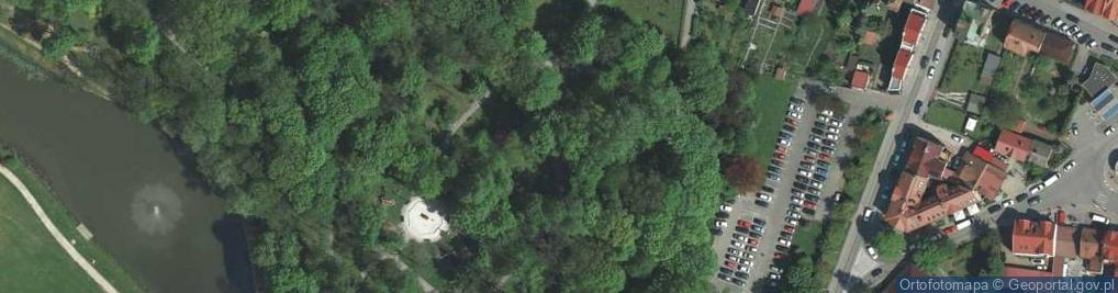 Zdjęcie satelitarne Park Miejski im. marsz. Józefa Piłsudskiego