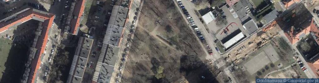 Zdjęcie satelitarne Skwer płk. Ryszarda Kuklińskiego