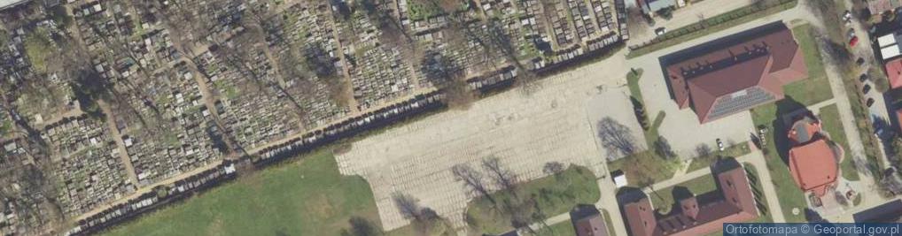 Zdjęcie satelitarne Parking dla studentów