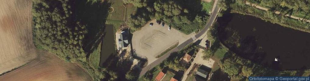 Zdjęcie satelitarne Parking