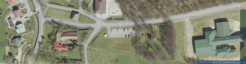 Zdjęcie satelitarne Przy szkole