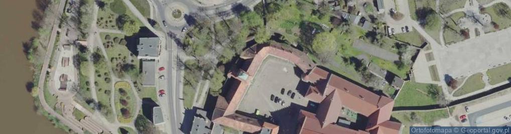 Zdjęcie satelitarne Dom Turysty