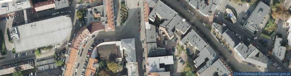 Zdjęcie satelitarne Sztuka pizzy