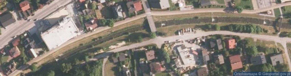 Zdjęcie satelitarne Plac dla dzieci, huśtawki, zjeżdzalnie