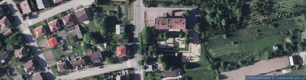 Zdjęcie satelitarne Plac zabaw obok przedszkola
