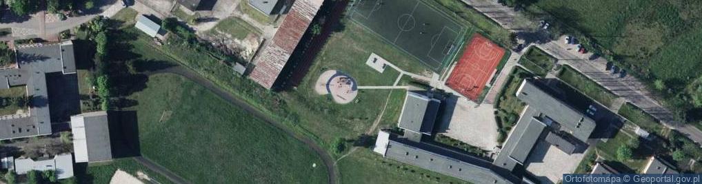Zdjęcie satelitarne Plac zabaw, Ogródek, Tysiąclecia