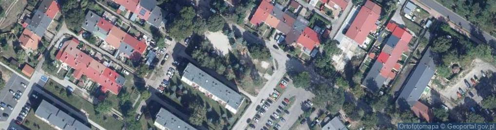 Zdjęcie satelitarne Plac zabaw, Ogródek