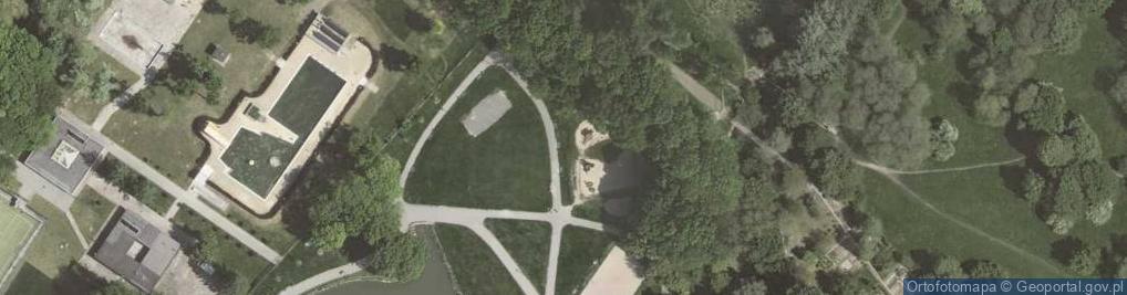 Zdjęcie satelitarne Plac zabaw, Ogródek