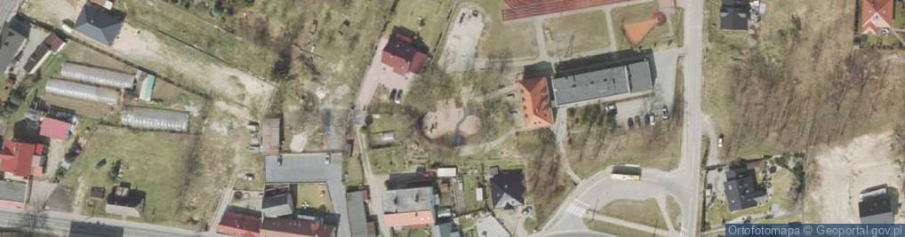 Zdjęcie satelitarne Plac zabaw, Ogródek
