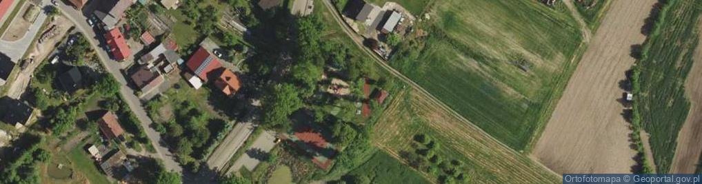 Zdjęcie satelitarne Plac zabaw, Ogródek