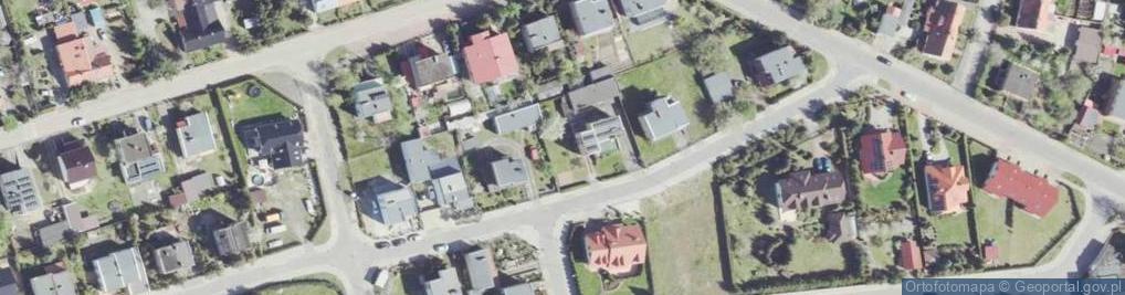 Zdjęcie satelitarne Plac zabaw, Ogródek
