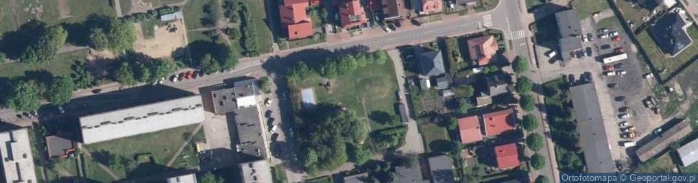 Zdjęcie satelitarne Plac zabaw, Ogródek