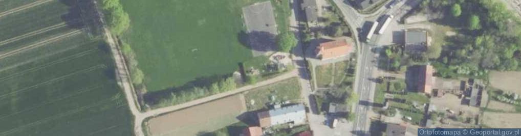 Zdjęcie satelitarne Plac zabaw, Ogródek