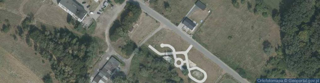 Zdjęcie satelitarne Plac zabaw, Ogródek