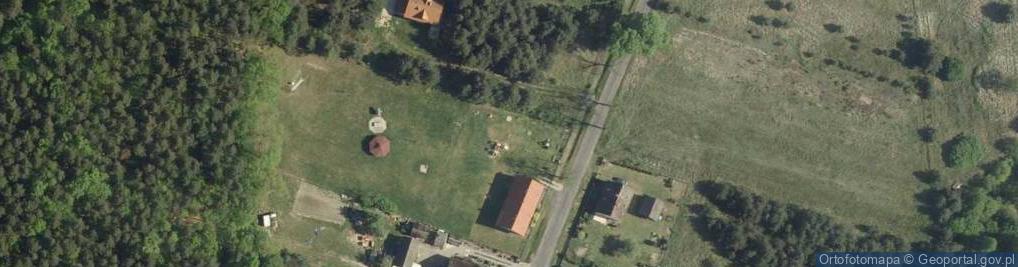 Zdjęcie satelitarne Plac zabaw, Ogródek