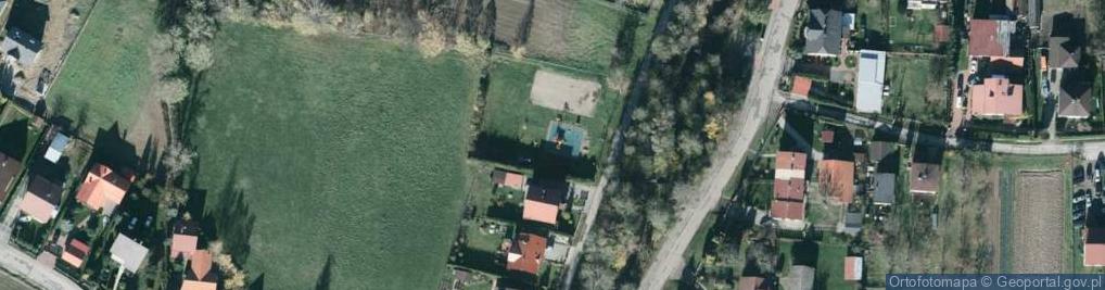 Zdjęcie satelitarne Plac zabaw, Ogródek