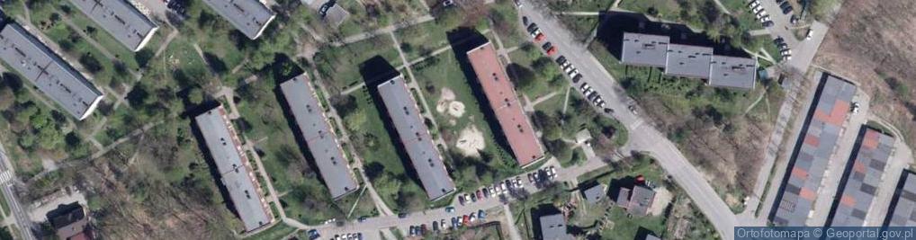 Zdjęcie satelitarne Plac zabaw, Ogródek