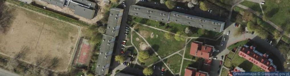 Zdjęcie satelitarne Plac zabaw, Ogródek