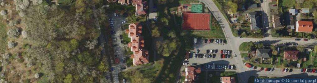 Zdjęcie satelitarne Plac zabaw, Ogródek
