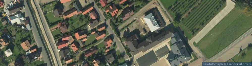 Zdjęcie satelitarne Plac zabaw, Ogródek