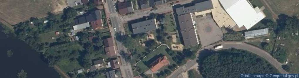 Zdjęcie satelitarne Plac zabaw, Ogródek