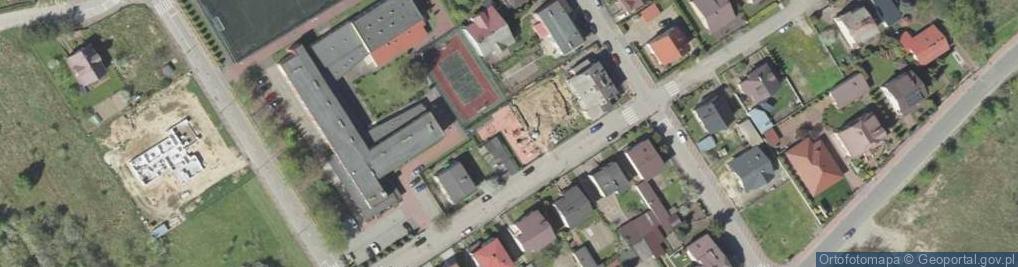 Zdjęcie satelitarne Plac zabaw, Ogródek