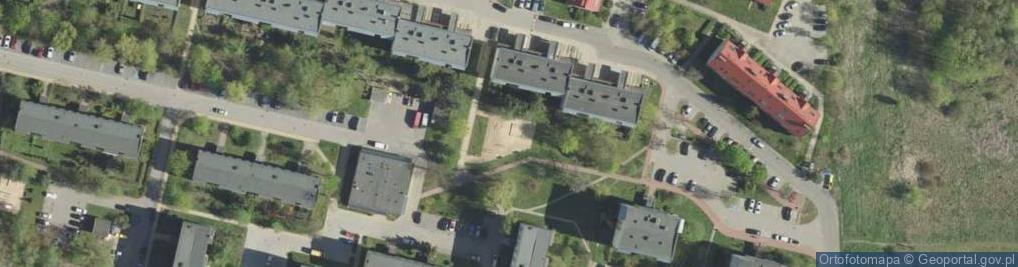 Zdjęcie satelitarne Plac zabaw, Ogródek