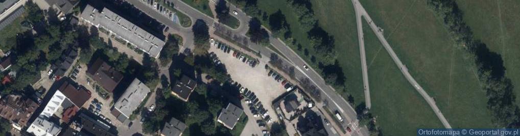 Zdjęcie satelitarne parking platny niestrzeony