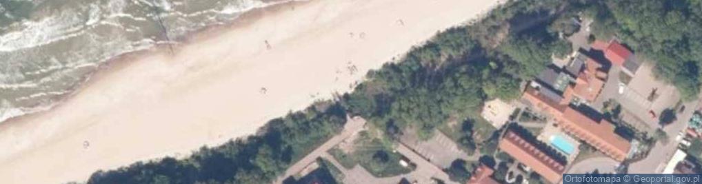 Zdjęcie satelitarne zejście na plażę