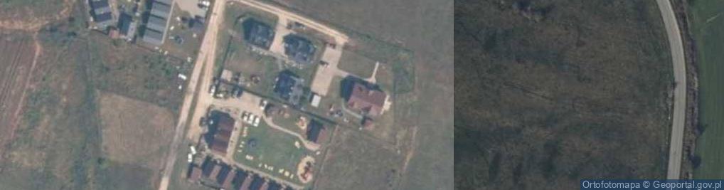 Zdjęcie satelitarne Arkadia - Hanna i Arkadiusz Pająk