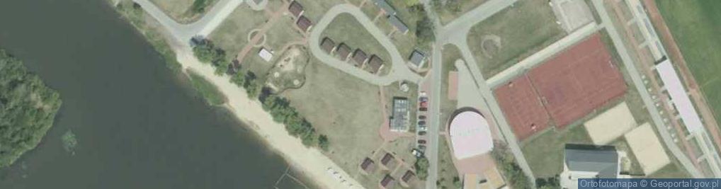 Zdjęcie satelitarne OSiR - Ośrodek Sportu i Rekreacji