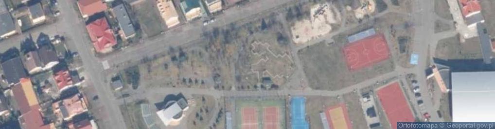 Zdjęcie satelitarne Minigolf- Gminne Centrum Sportu i Rekreacji