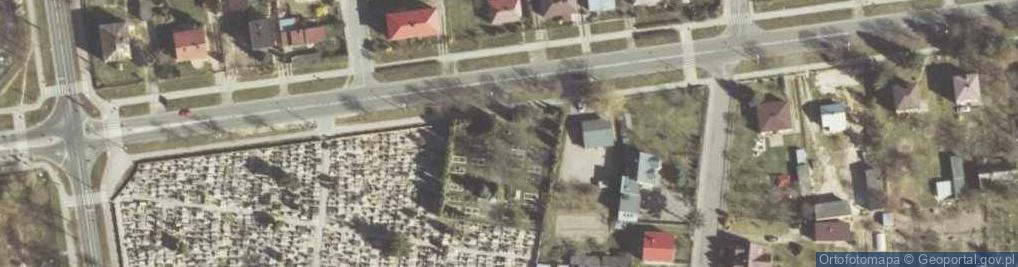 Zdjęcie satelitarne Cmentarz Wojenny Żołnierzy Wojska Polskiego