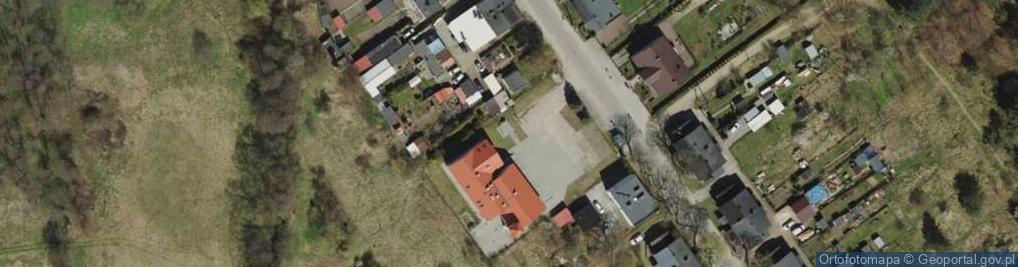 Zdjęcie satelitarne Głaz z tablicą pamiątkową: Drechowi Pawłowi Drewie
