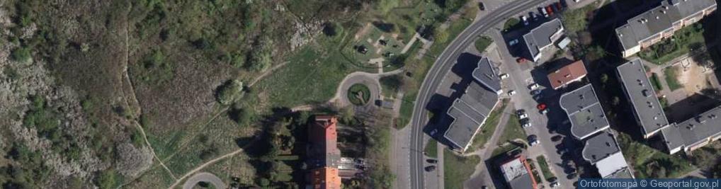 Zdjęcie satelitarne IKAR - Pamięci Lotniska Fordon