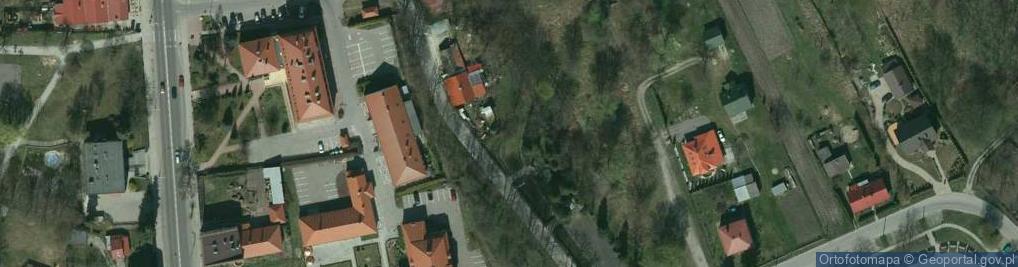 Zdjęcie satelitarne Miejsce egzekucji 28 Polaków