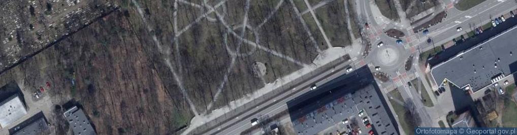 Zdjęcie satelitarne Obelisk upamiętniający życie wielkiego Polaka- papieża Jana Paw
