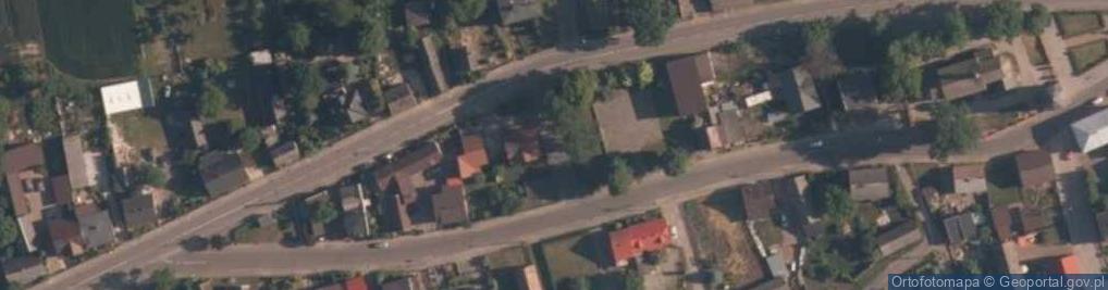 Zdjęcie satelitarne Ofiarom II W.Św. 1939-1945 społeczeństwo gminy Skomlin