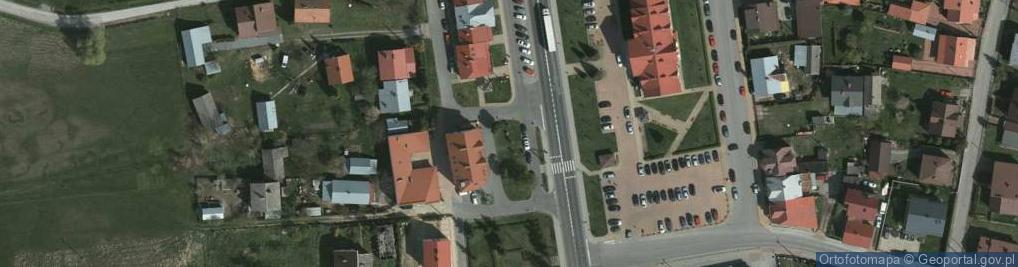 Zdjęcie satelitarne Pamięci Ofiar Faszystowskiego Obozu w Majdanie Wielkim
