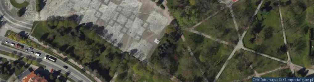 Zdjęcie satelitarne Pamięci Zamordowanych i Zamęczonych w Okresie Okupacji