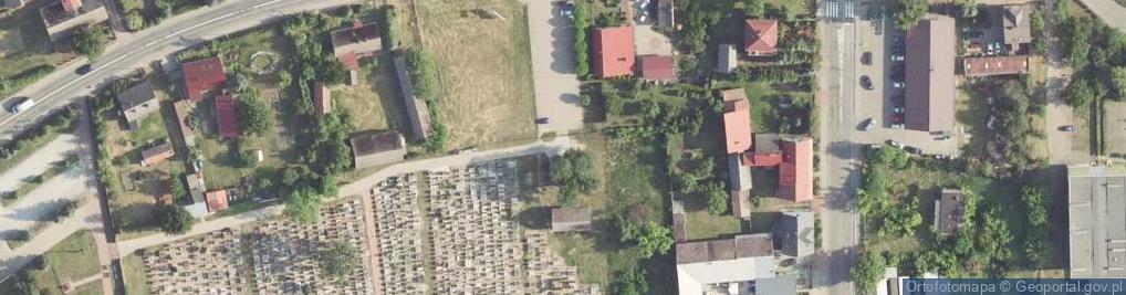 Zdjęcie satelitarne Pamięci zmarłych, którzy w tej ziemi spoczywają społeczeństwo z
