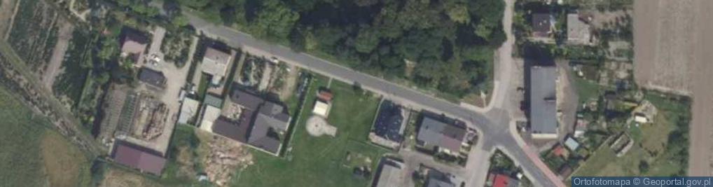 Zdjęcie satelitarne Pomnik 600-lecia wsi Korzkwy