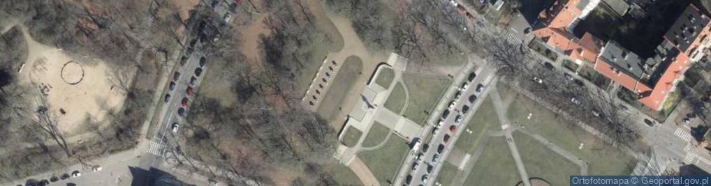 Zdjęcie satelitarne Pomnik Adama Mickiewicza