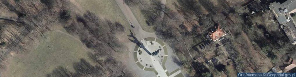 Zdjęcie satelitarne Pomnik Czynu Polaków