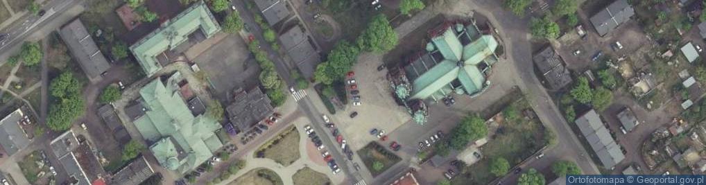 Zdjęcie satelitarne pomnik Jana Pawła II
