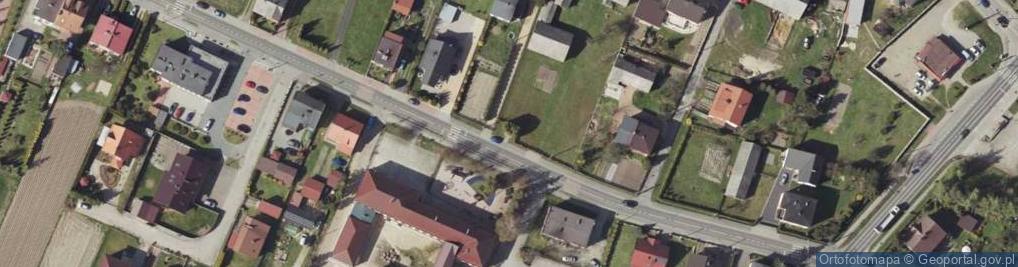 Zdjęcie satelitarne Pomnik - Krzyż poświęcony mieszkańcom Bojszów, którzy ratowali